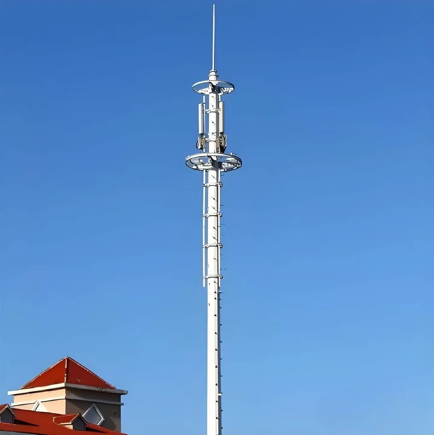 மாடோங்கின் ஒற்றை குழாய் தொடர்பு கோபுரம்